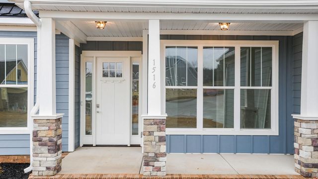 1516 Delhaven Court, Campobello, SC 29322