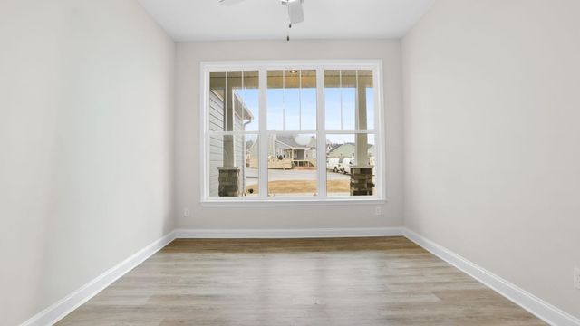 1516 Delhaven Court, Campobello, SC 29322