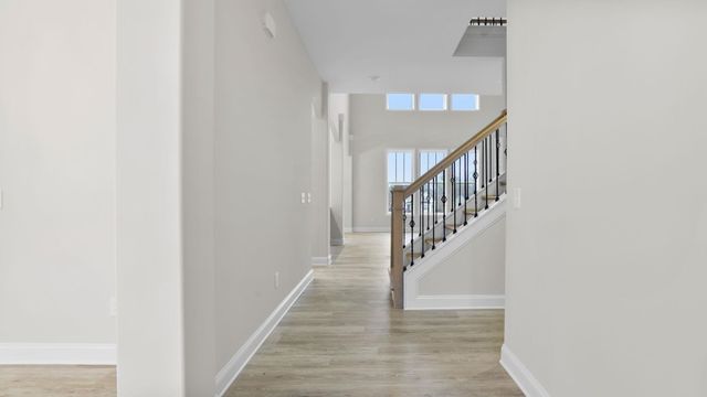 1516 Delhaven Court, Campobello, SC 29322