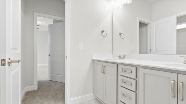 1516 Delhaven Court, Campobello, SC 29322