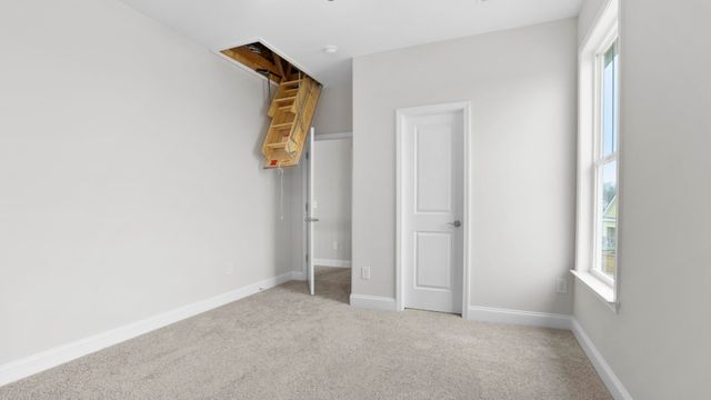 1516 Delhaven Court, Campobello, SC 29322