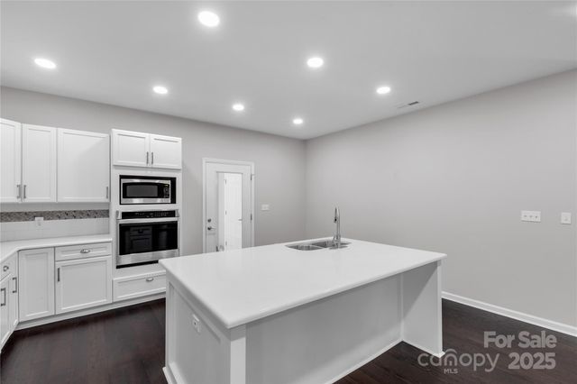 11228 Island View Lane, Lancaster, SC 29720