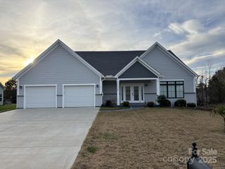 11228 Island View Lane, Lancaster, SC 29720