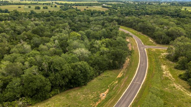 2-23 Millwood Trail, Brenham, TX 77833