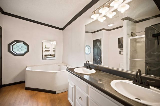 16520 NE 42ND AVENUE, Citra, FL 32113