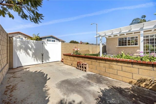 11335 Culebra, Cypress, CA 90630