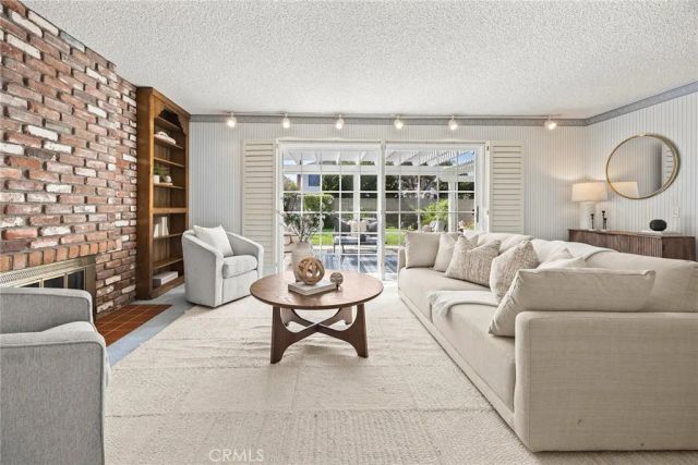 11335 Culebra, Cypress, CA 90630