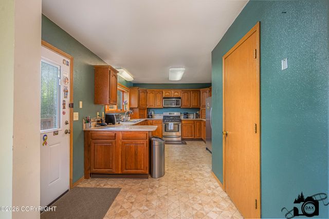 11441 Dave Lane, Anchorage, AK 99515