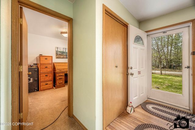 11441 Dave Lane, Anchorage, AK 99515