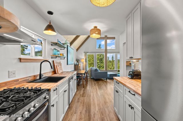 723 Trout Creek RD, Sandpoint, ID 83864