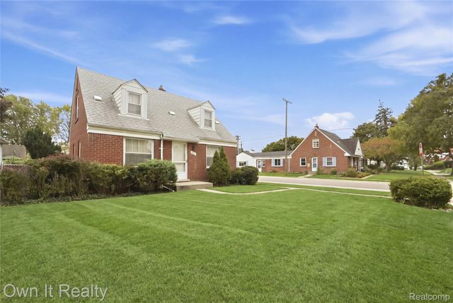 2661 Hollywood Street, Dearborn, MI 48124