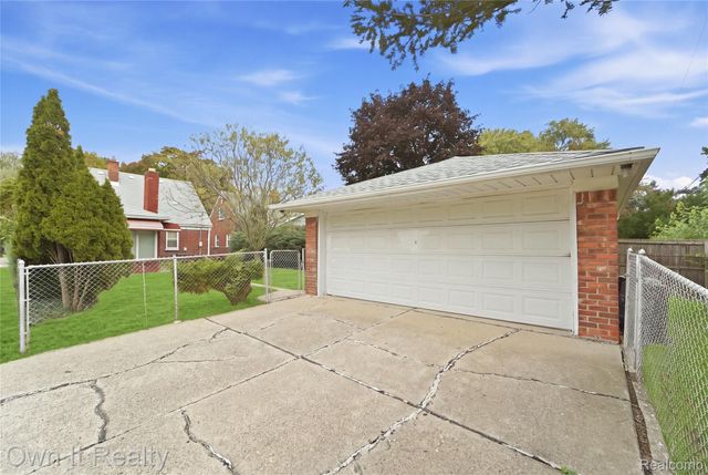 2661 Hollywood Street, Dearborn, MI 48124
