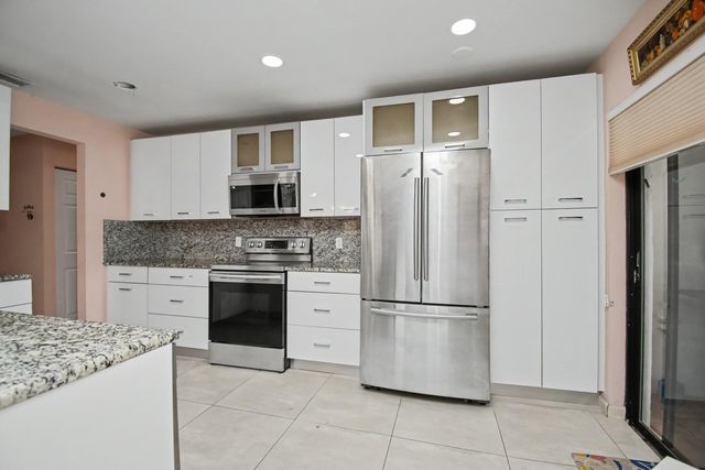 7986 Palacio Del Mar Drive, Boca Raton, FL 33433