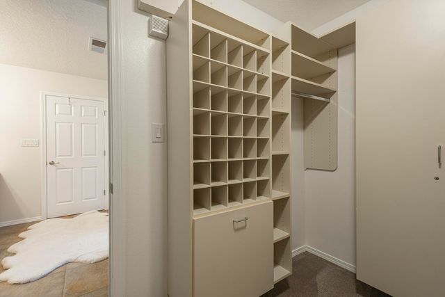 9949 Cardinal Street NW, Albuquerque, NM 87114