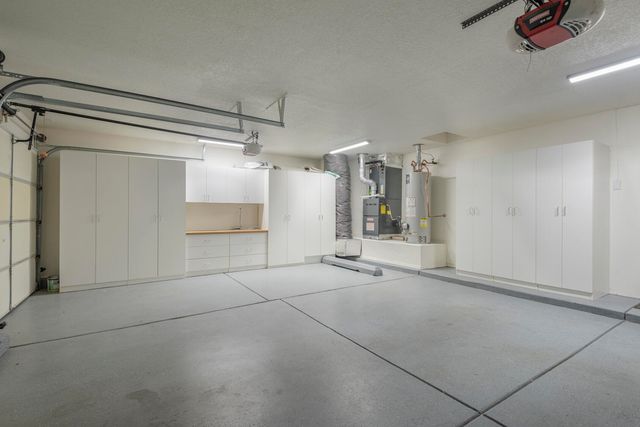 9949 Cardinal Street NW, Albuquerque, NM 87114