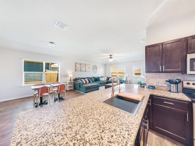 117 Garcitas Creek LN, Hutto, TX 78634