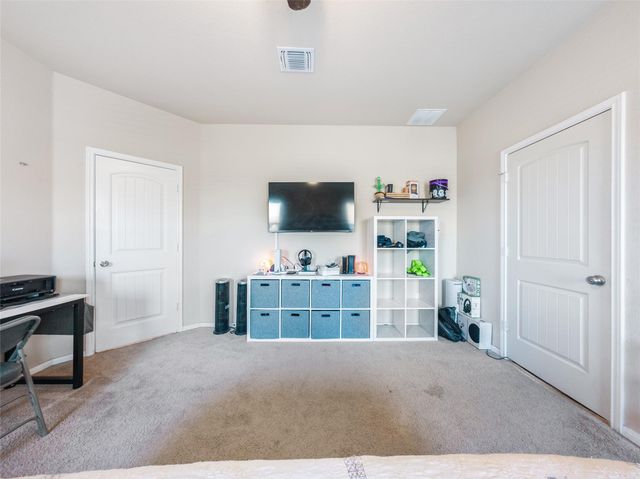 117 Garcitas Creek LN, Hutto, TX 78634