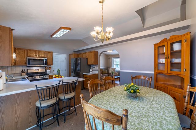 3624 Fairway Drive, Chesterton, IN 46304