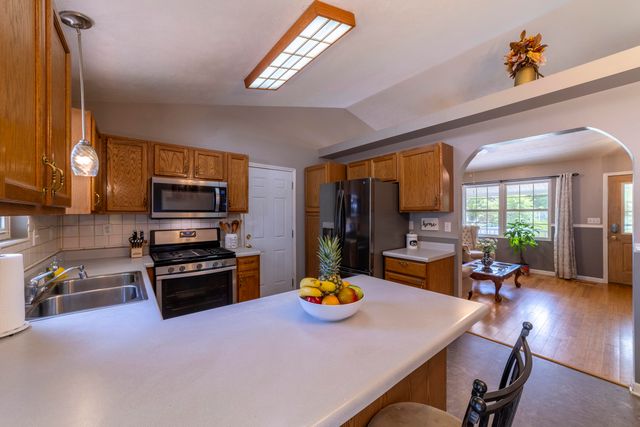 3624 Fairway Drive, Chesterton, IN 46304