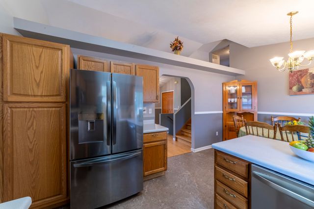 3624 Fairway Drive, Chesterton, IN 46304