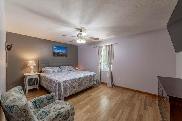 3624 Fairway Drive, Chesterton, IN 46304