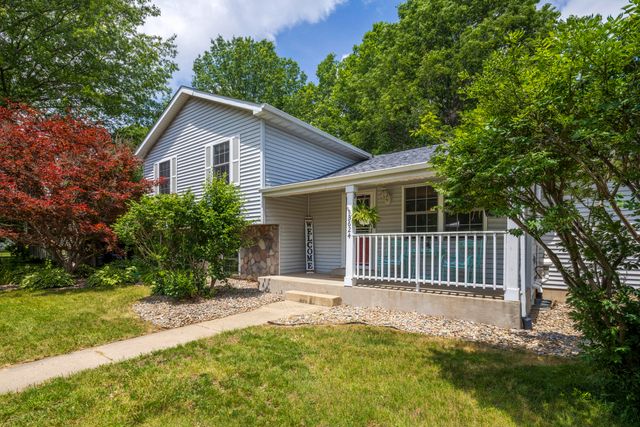 3624 Fairway Drive, Chesterton, IN 46304