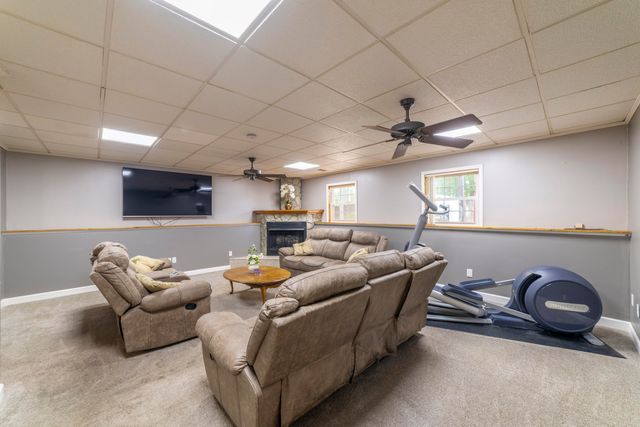 3624 Fairway Drive, Chesterton, IN 46304
