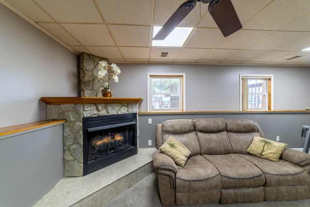 3624 Fairway Drive, Chesterton, IN 46304