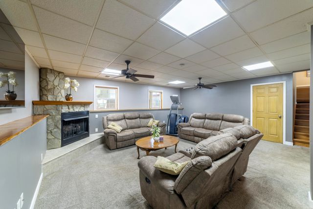 3624 Fairway Drive, Chesterton, IN 46304