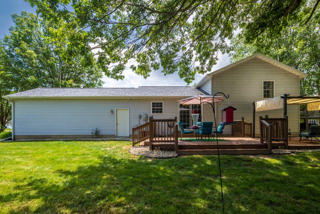 3624 Fairway Drive, Chesterton, IN 46304