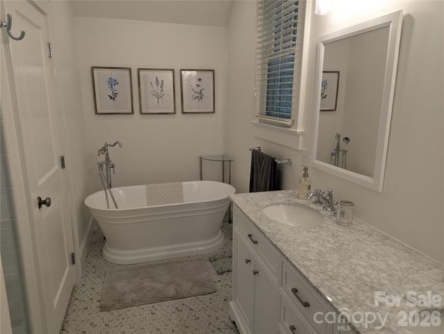 47 Cheshire Drive, Black Mountain, NC 28711