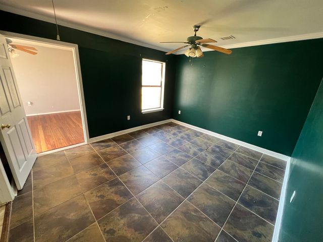 100 Wolfe Street, Thibodaux, LA 70301