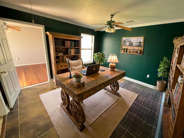 100 Wolfe Street, Thibodaux, LA 70301