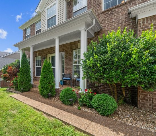 2929 Buckner Ln, Spring Hill, TN 37174