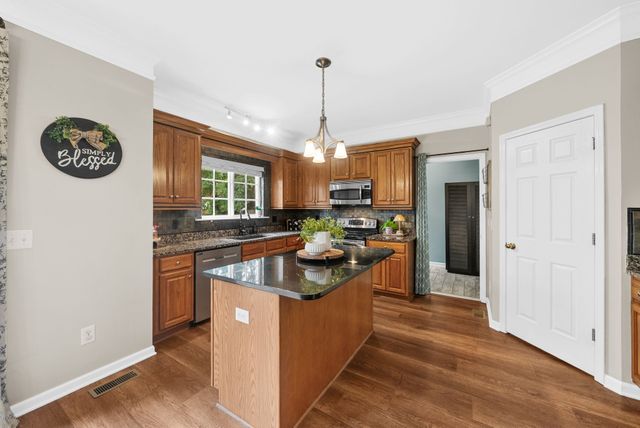 2929 Buckner Ln, Spring Hill, TN 37174