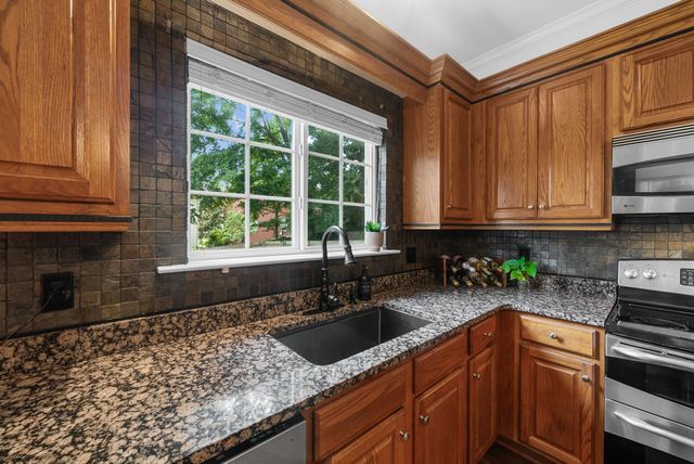 2929 Buckner Ln, Spring Hill, TN 37174
