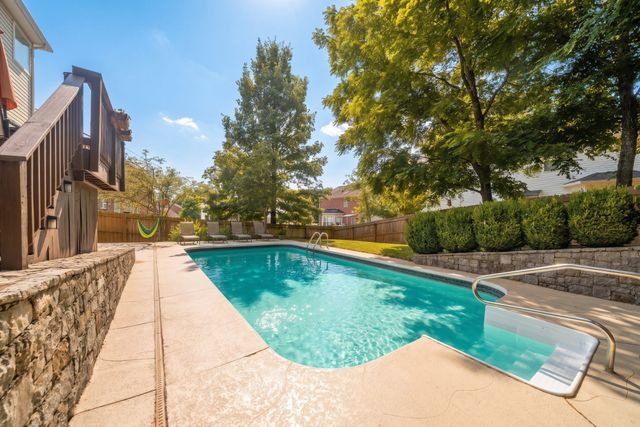 2929 Buckner Ln, Spring Hill, TN 37174