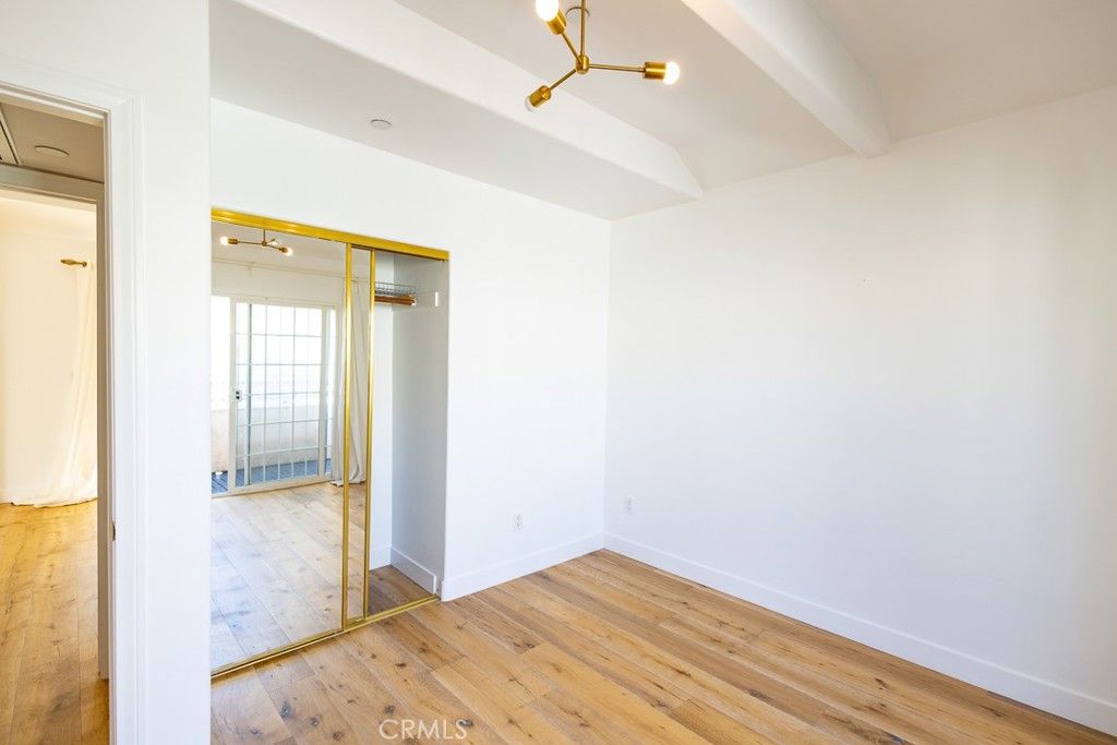 Image 16 of property listing at 364 W Wilson Avenue 3, Glendale, CA 91203