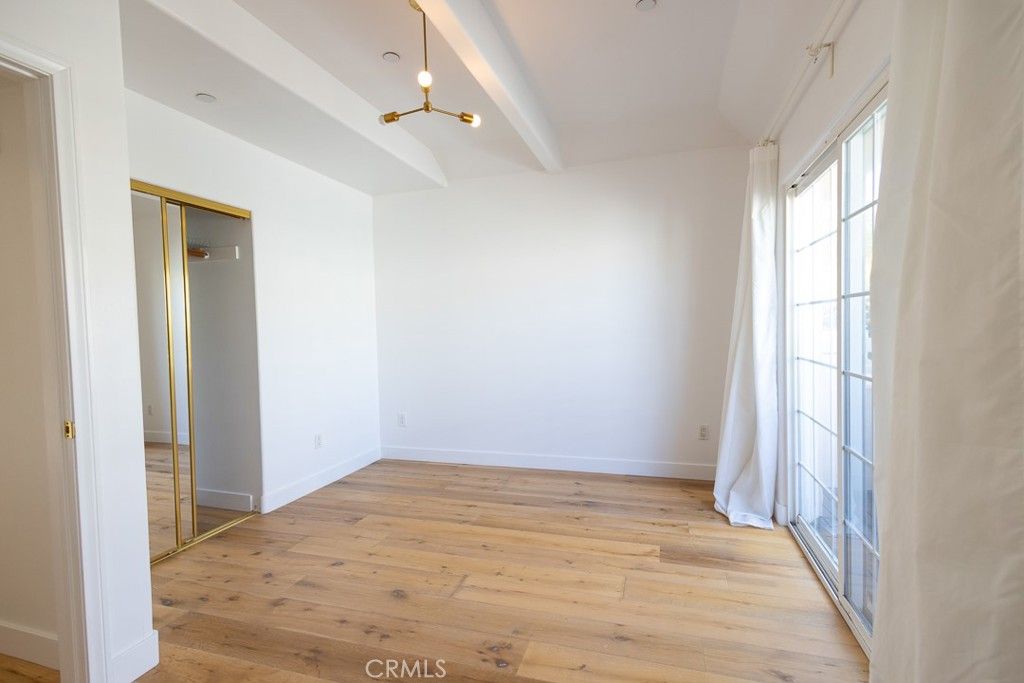 Image 9 of property listing at 364 W Wilson Avenue 3, Glendale, CA 91203