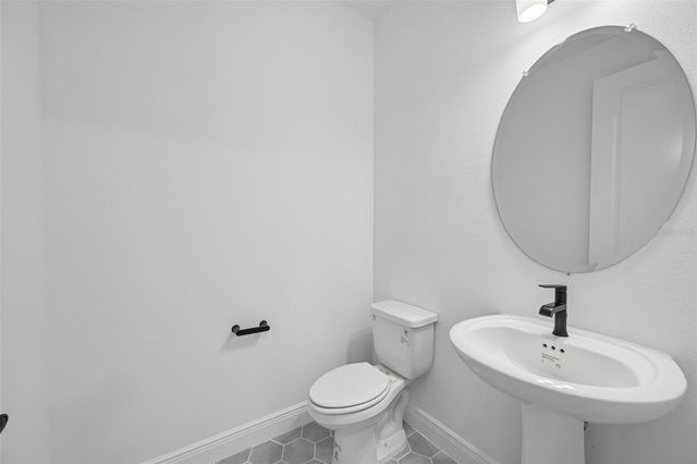 8229 SEAFLOWER PARKWAY, Bradenton, FL 34210