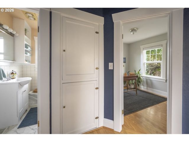 6035 Se KNIGHT St, Portland, OR 97206