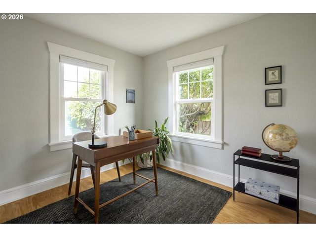 6035 Se KNIGHT St, Portland, OR 97206