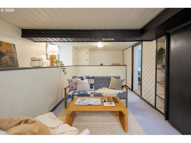 6035 Se KNIGHT St, Portland, OR 97206