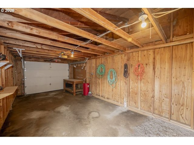 6035 Se KNIGHT St, Portland, OR 97206