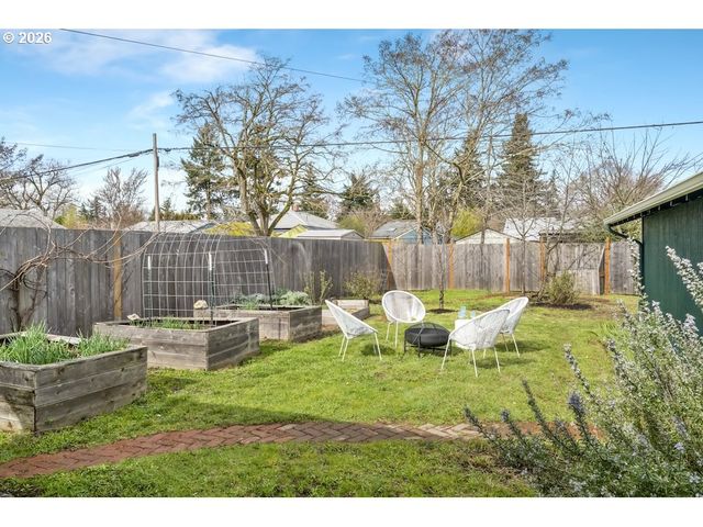 6035 Se KNIGHT St, Portland, OR 97206