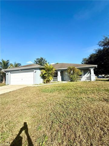 1116 Calvert AVE, Lehigh Acres, FL 33971