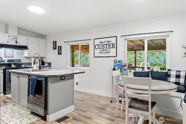 28915 Mountain Highway E, Graham, WA 98338