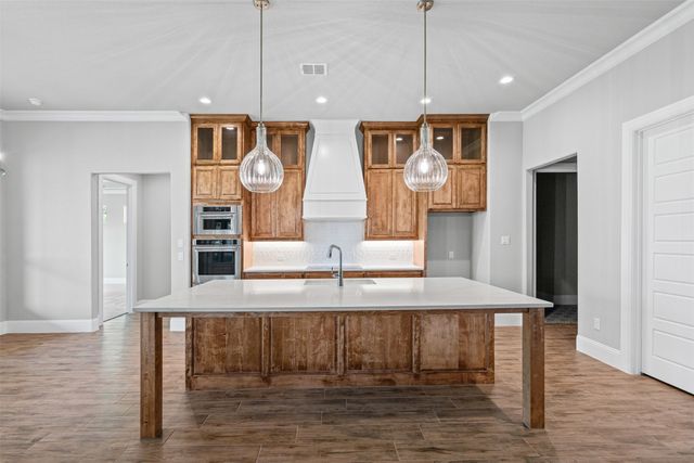 123 Club House Drive, Weatherford, TX 76087