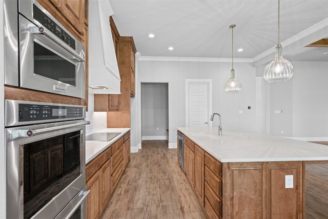 123 Club House Drive, Weatherford, TX 76087