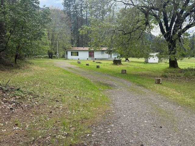 1100 Southside Road, Grants Pass, OR 97527